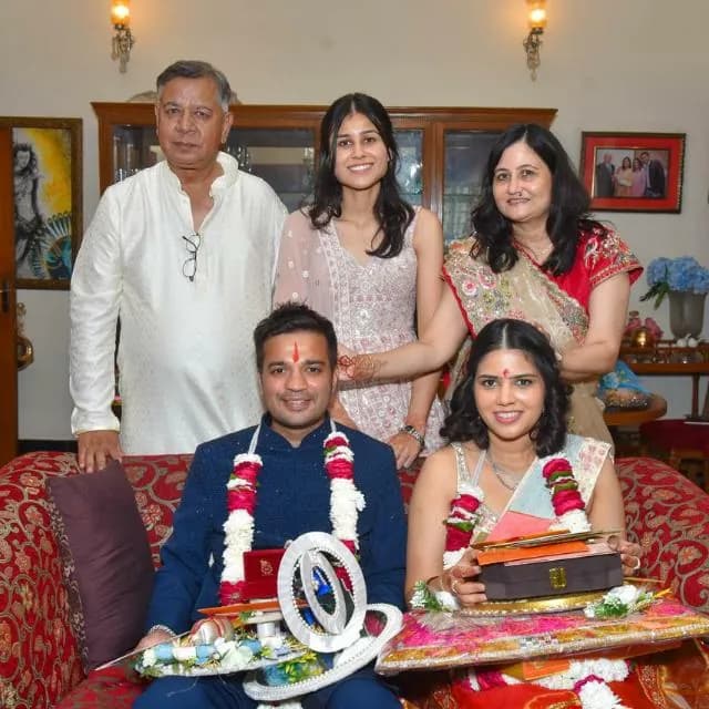 Sameeksha Periwal & Pradeep Agarwal